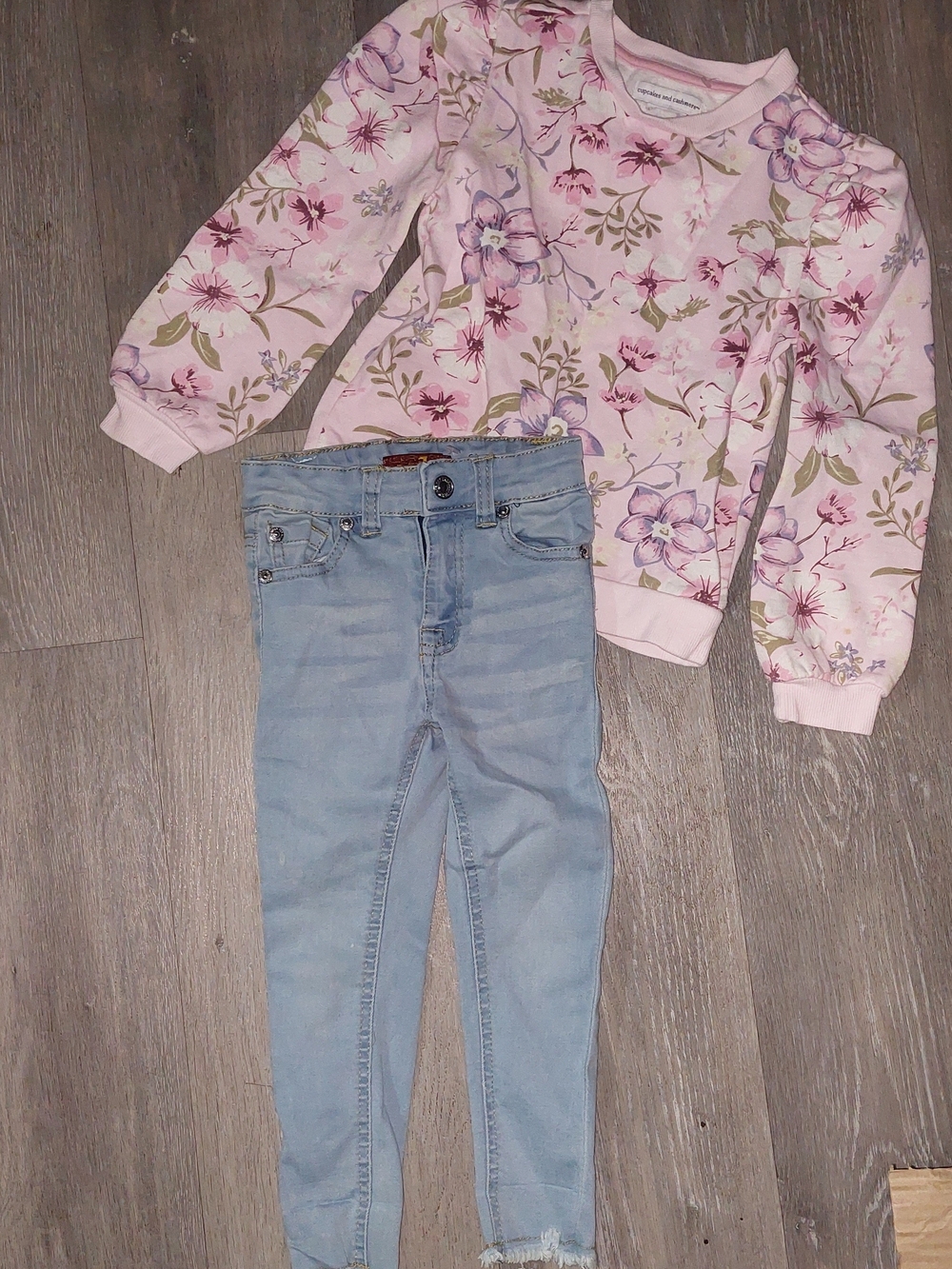 Cupcakes and Cashmere Toddler Girls Sweatshirt & 7 For All Mankind Jeans 3T